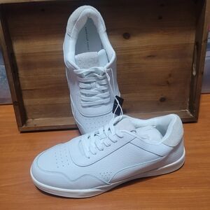 American Eagle Outfitters White Mens Sneakers